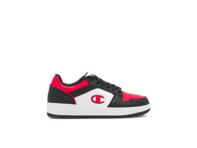 Sådan vælger du børnesneakers, sportssko og hverdagssko efter alder og sæson